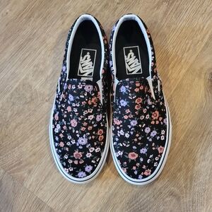 Van Slip on Floral Size 7